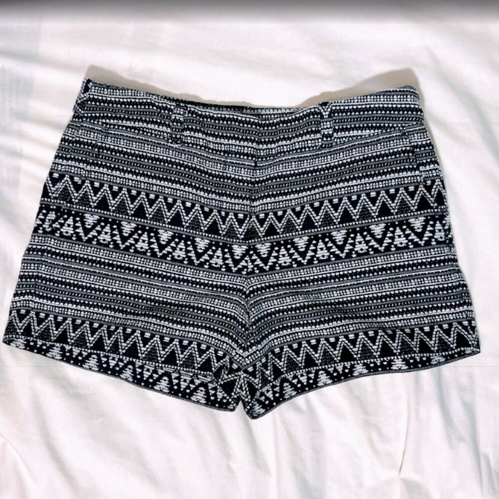 Loft by Ann Taylor 4" Short Navy Blue & White Geometric Mid Rise Shorts Sz 4